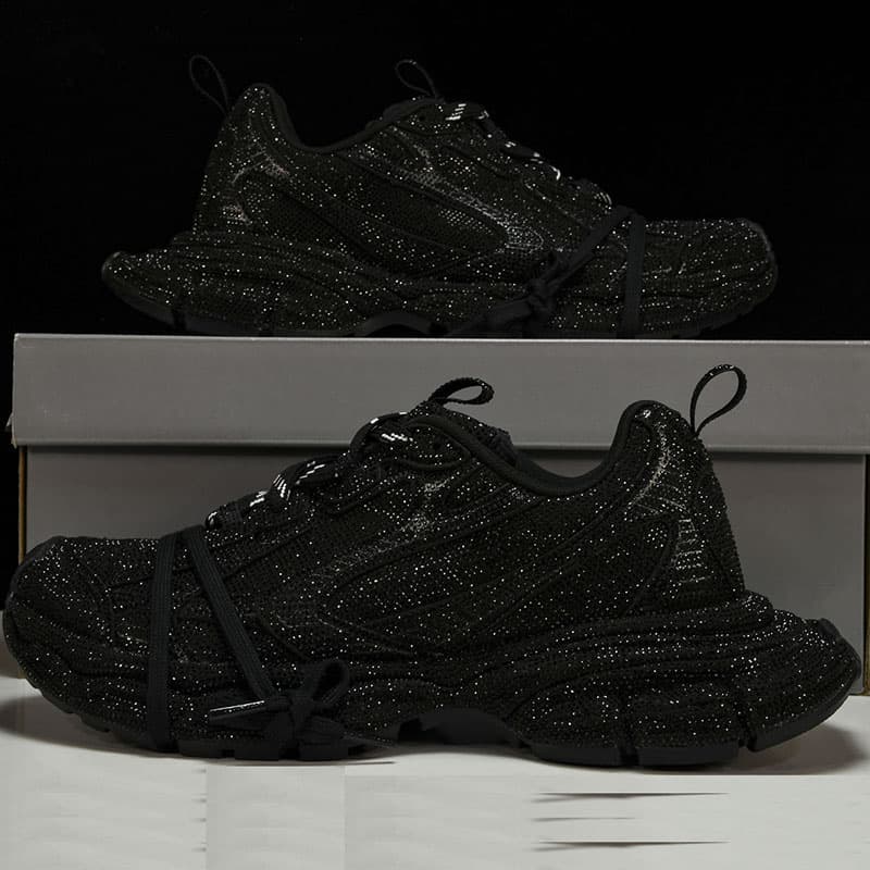 발렌시아가 3XL 스니커즈 W3XL4 1250