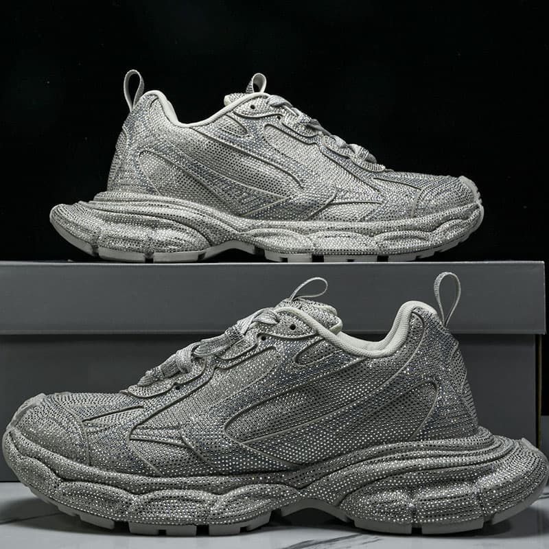 발렌시아가 3XL 스니커즈 W3XST 1100