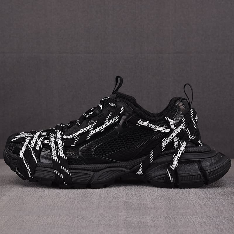 발렌시아가 3XL 익스트림 레이스 스니커즈 블랙