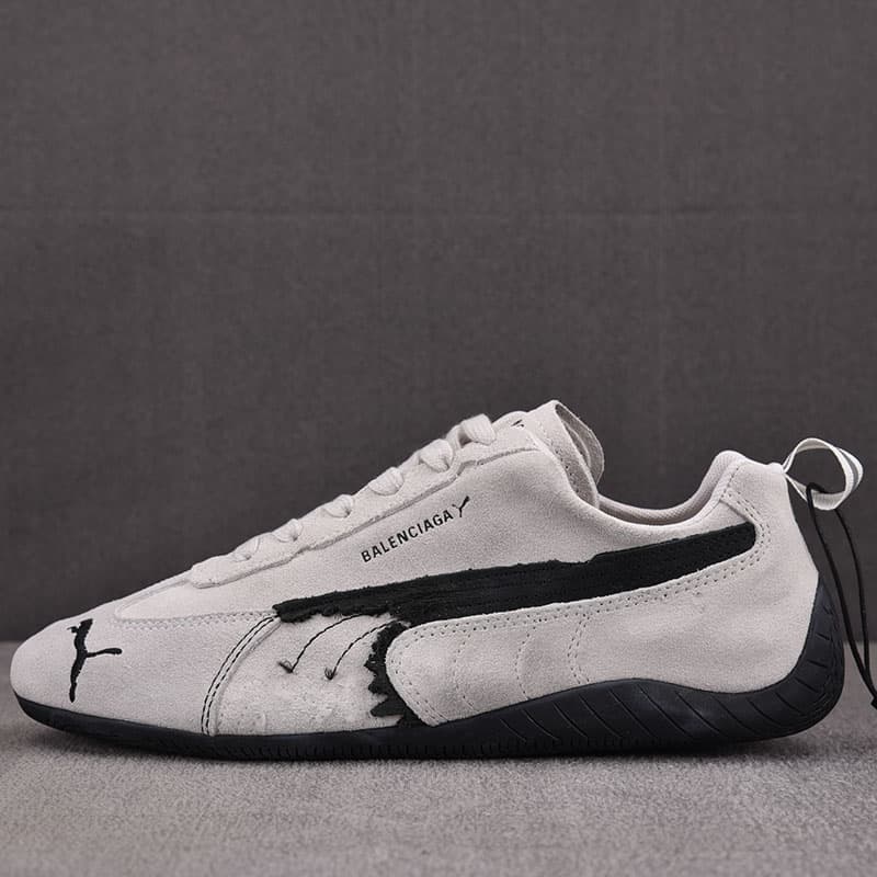 발렌시아가 x 푸마 스피드캣 스웨이드 스니커즈 화이트/블랙