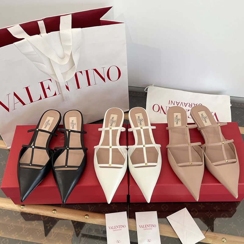 발렌티노 가라바니 뮬 슬리퍼