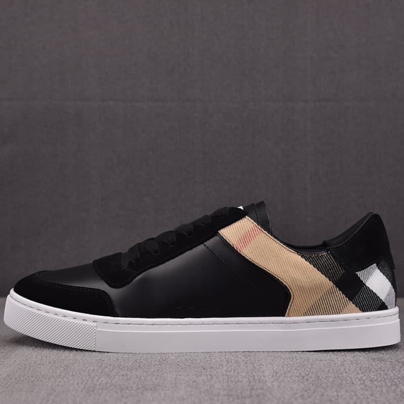 버버리 하우스 체크 스니커즈 블랙