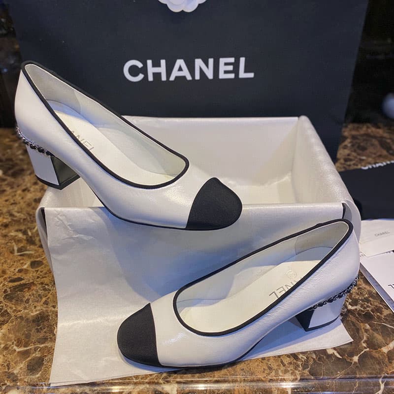 샤넬 체인 펌프스