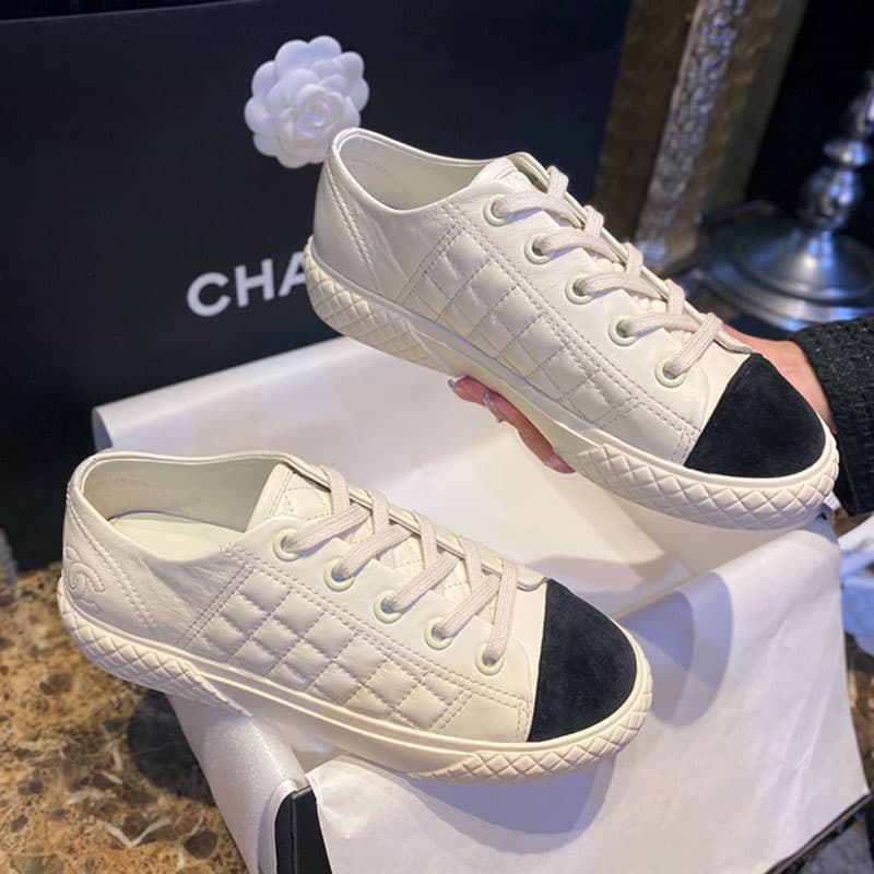샤넬 퀼팅 스니커즈