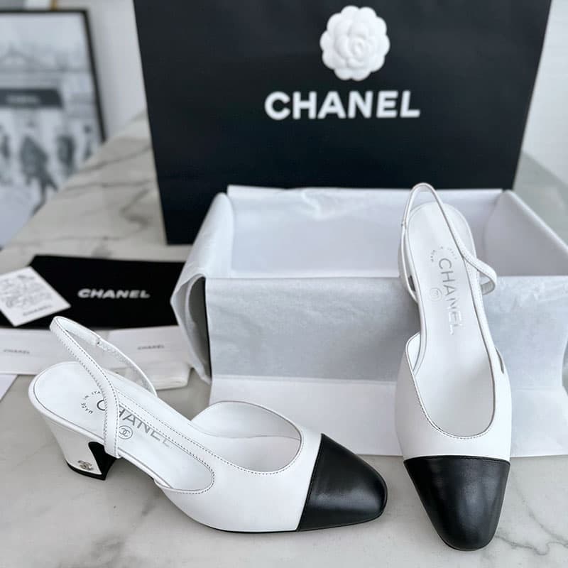 샤넬 24k cc로고 램스킨 슬링백