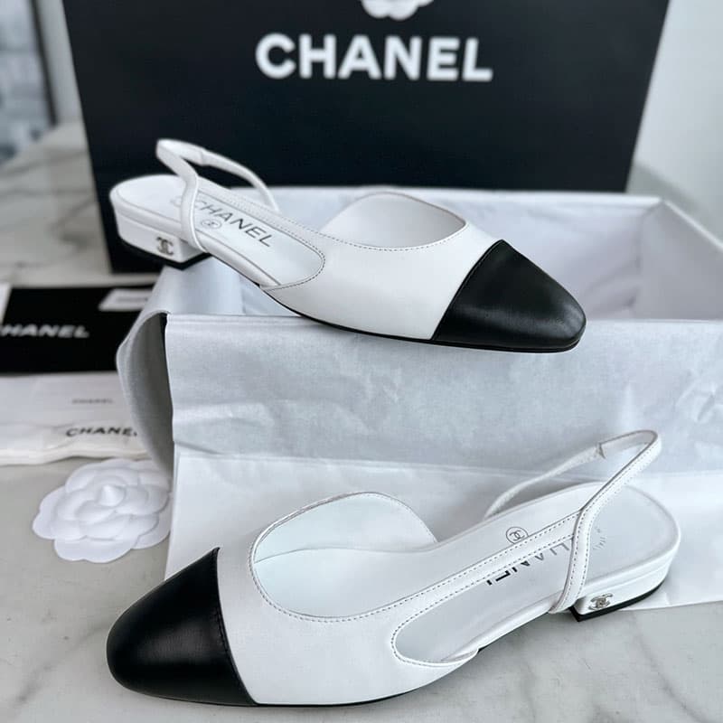 샤넬 24k cc로고 램스킨 슬링백