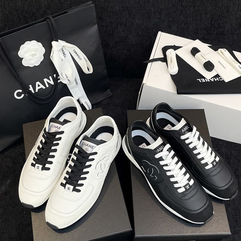 샤넬 25 CC로고 스니커즈 검흰
