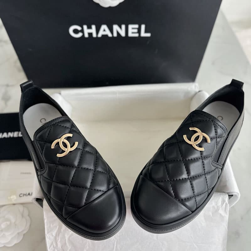 샤넬 CC로고 퀼팅 슬립온