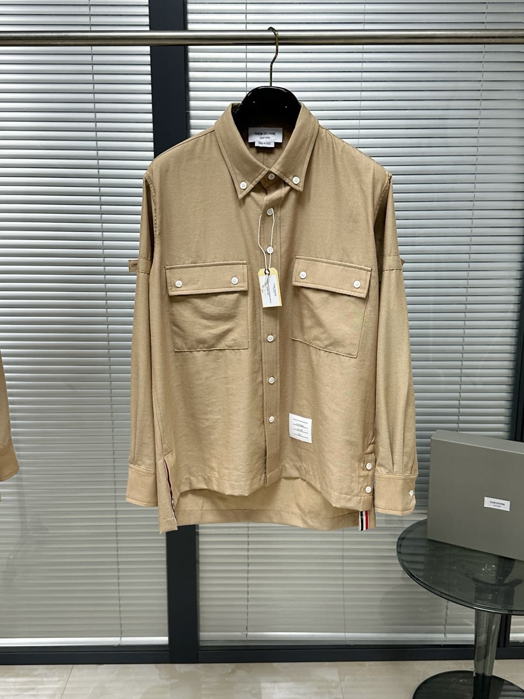 톰브라운 미디엄 웨이트 코튼 트윌 오버셔츠 " 2 Color "