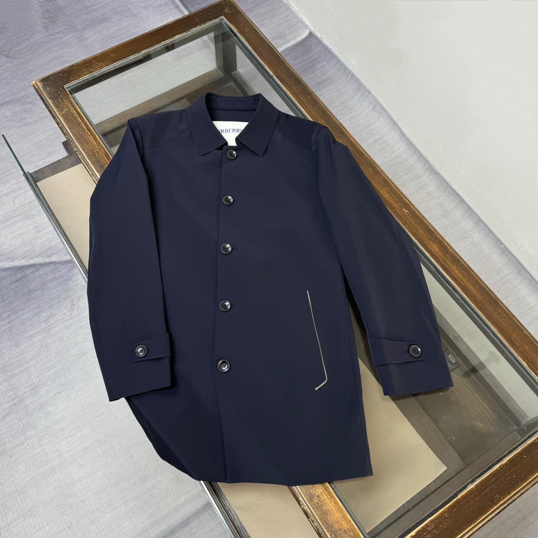 버버리 데쳐블 후드 테크니컬 카코트